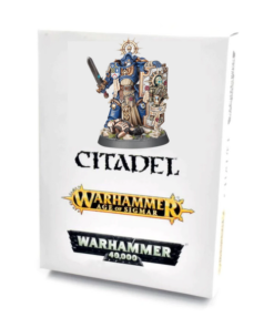 Warhammer 40k Space Marines: Captain With Relic Shield